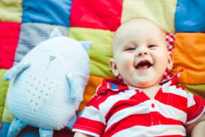 Por qué las adaptaciones de los requisitos de composición y etiquetado de los Preparados de Continuación para Lactantes de Mayor Edad y el Producto para Niños de Corta Edad requieren un período de transición de al menos 36 meses